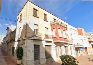 Casa aparellada a Centro Histórico. Gran casa de pueblo a reformar · 561m² · 3 plantas · gandia cent