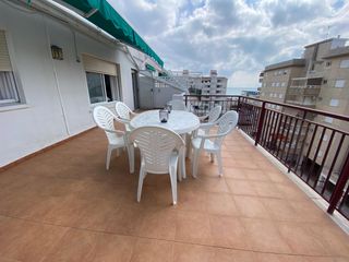 Piccolo appartamento  Avenida de la mota 13. Apartamento ático a 30m del mar