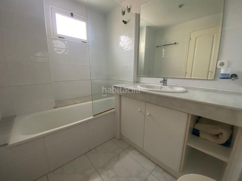 Foto 975f4579-e5de-48c0-92e5-5475ecbb7f2f. Apartament amb piscina a Xeraco
