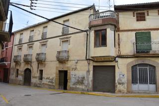 Casa aparellada a Valjunquera