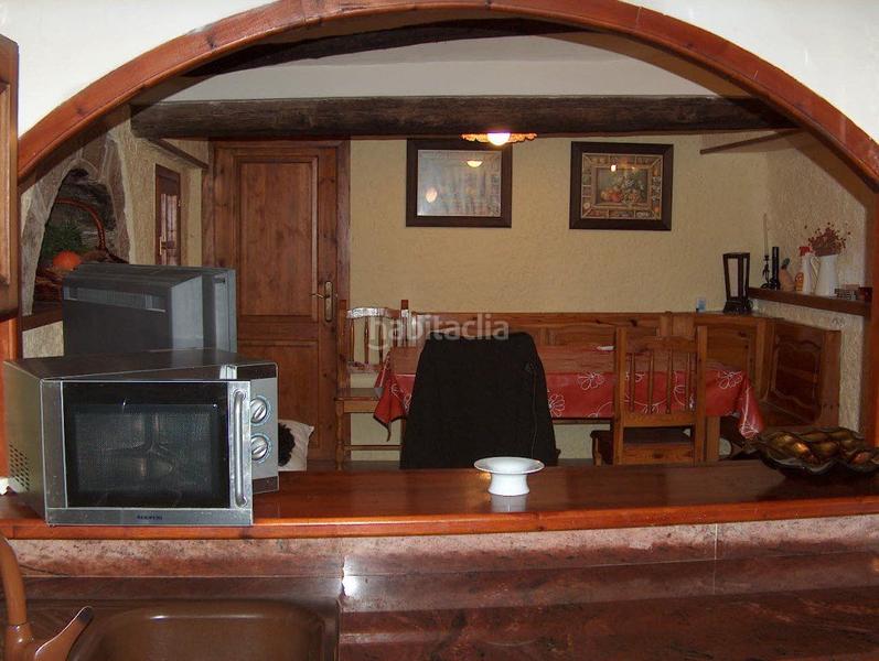 Foto 0bc50183-416f-4df6-96b4-d259e951f590. Casa con riscaldamento in Fresneda (La)