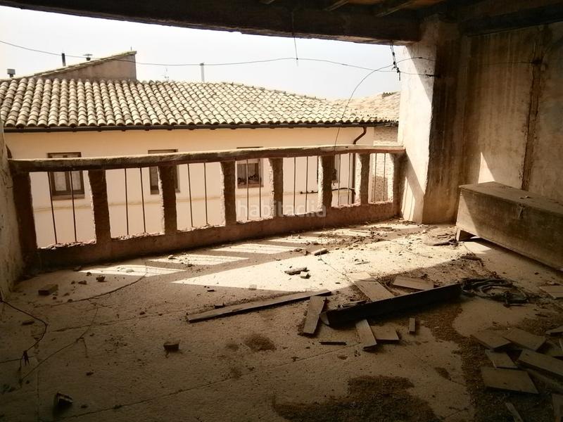 Foto a56495e7-c4de-4a5a-be24-ce2e99126f6f. House with parking in Monroyo