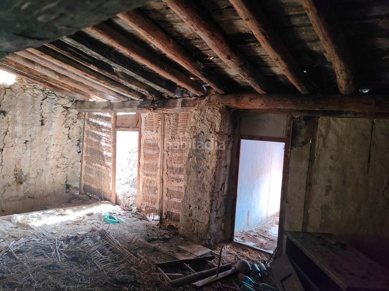 Foto 0b1f9df9-a2e0-4d34-b7e8-ee35f79f9b29. Masia a Peñarroya de Tastavins