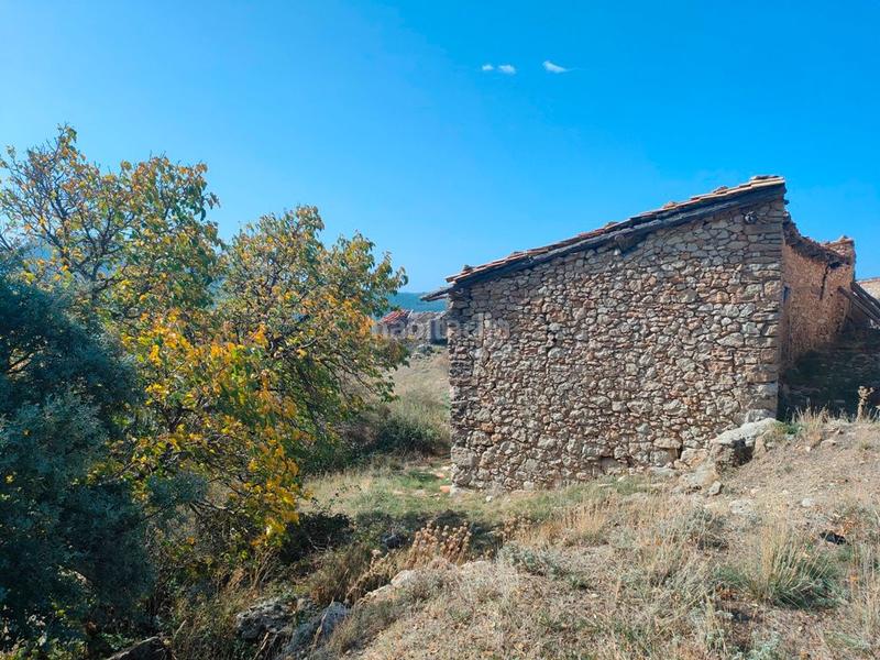 Foto f8e43c97-2566-4964-b5f1-718f6af52df6. Masia a Peñarroya de Tastavins