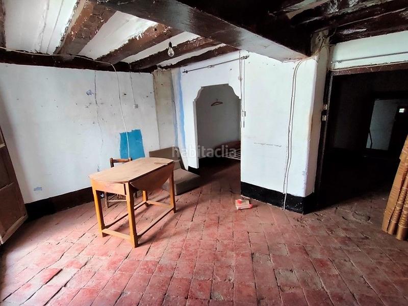 Foto 2dffd1dc-75ba-478b-82c3-51b4ddf6448a. Masia a calle prado 11 a Portellada (La)