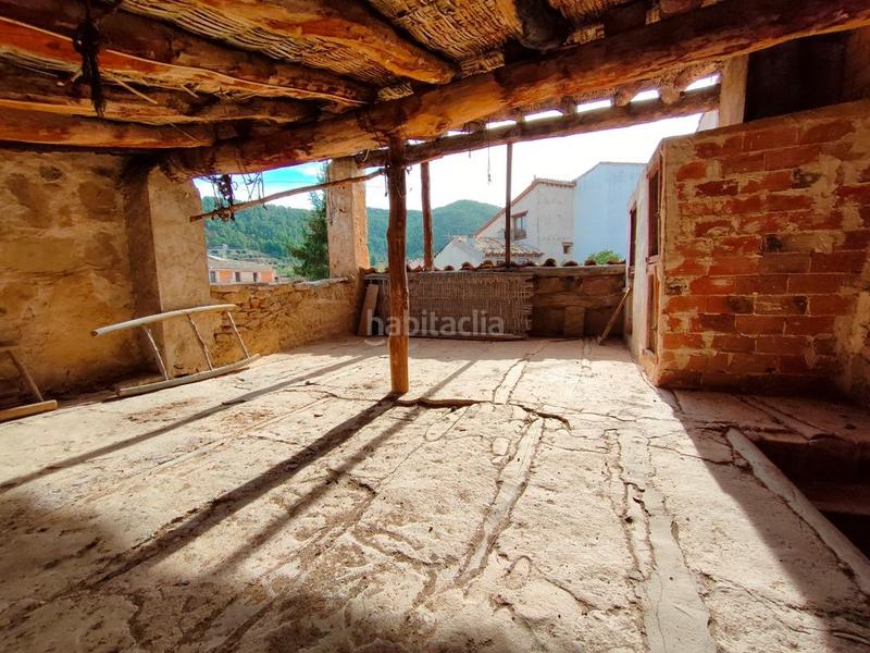 Foto c81c42eb-b0c0-453c-bfbf-9b7c7e771967. Masia a calle prado 11 a Portellada (La)