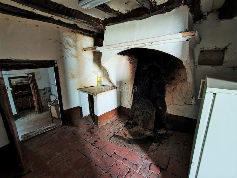 Foto e9d6f1fb-9913-401a-b8da-c11611b43daa. Masia a calle prado 11 a Portellada (La)