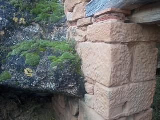 Finca rústica a Valdeltormo. Pequeño maset de piedra
