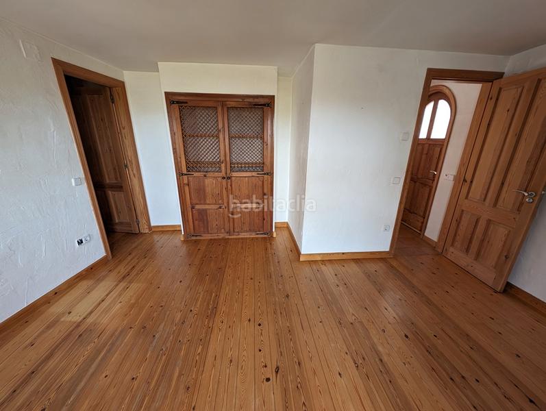 Foto ccaf6ef3-7eaf-4412-8aa9-acb0747c1e6b. Xalet amb xemeneia calefacció a Beceite