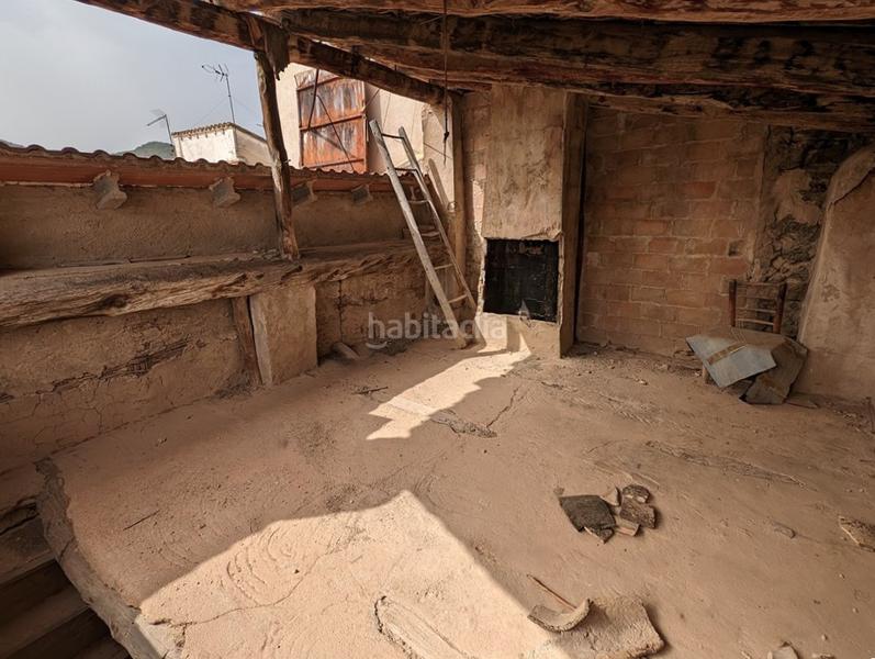 Foto ca5ea802-119b-47a7-a9d9-e47f8ac1e972. Casa a calle eras 3 a Portellada (La)