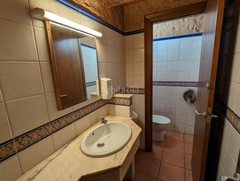 Foto 12f78066-a5ab-45f6-b86c-cf5d6e7418c7. Casa con camino in Cretas