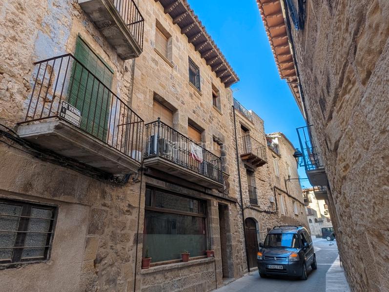 Foto e82100d1-5cb1-4226-90a9-dbef653cf180. Casa con camino in Cretas