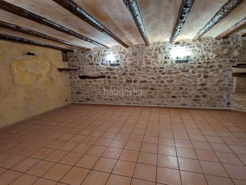 Foto fbfd9e58-5710-4fe2-962d-899014e75283. Casa con camino in Cretas