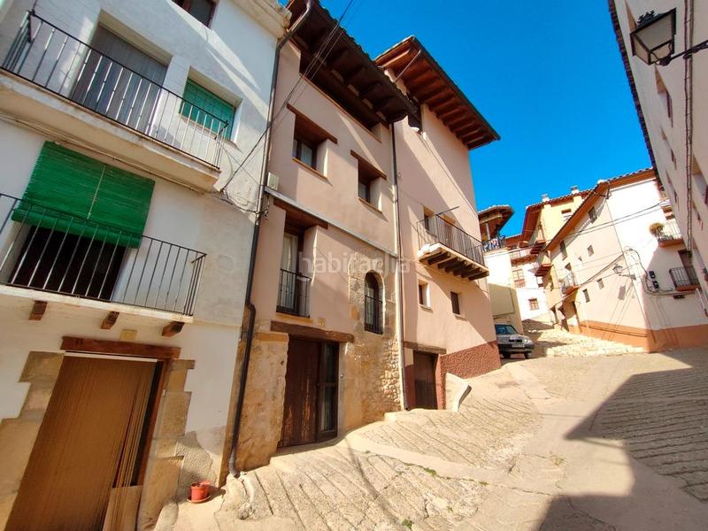 Foto b9104941-3226-46e9-b7f8-4278bd3d0277. Casa bifamiliare in Peñarroya de Tastavins