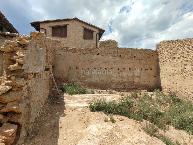 Foto f4ea73c8-5afe-45a1-b022-b0711cb6b81a. Residential plot in calle castillo 31 in Ráfales