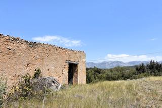 Propriété à Lledó. Finca rústica en lledó con masía