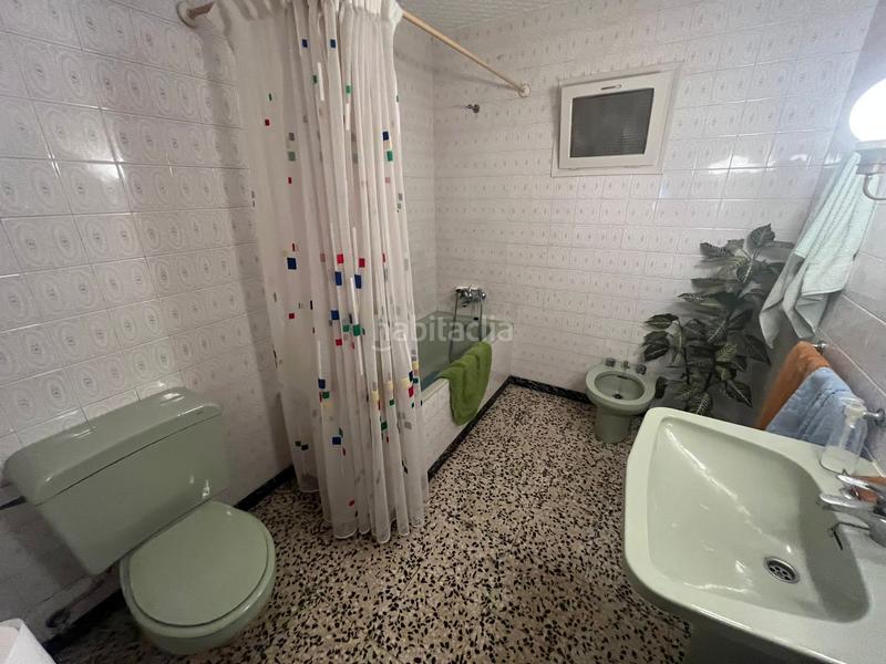 Foto c771963a-b5a5-45ff-8740-46822bb3973e. Casa con camino parcheggio in Peñarroya de Tastavins