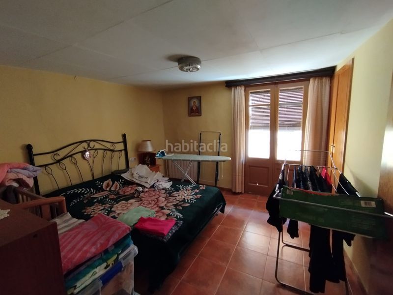 Foto 67065bf2-3e84-4e2d-967a-ffc9b19d3601. Casa a calle orden 11 a Fresneda (La)