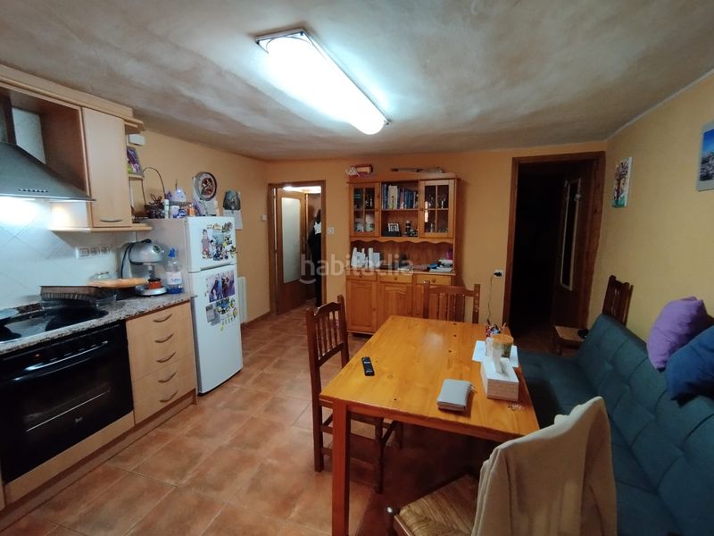 Foto df4d13bf-9666-424a-9c73-09fe7b6a2bad. Casa a calle orden 11 a Fresneda (La)