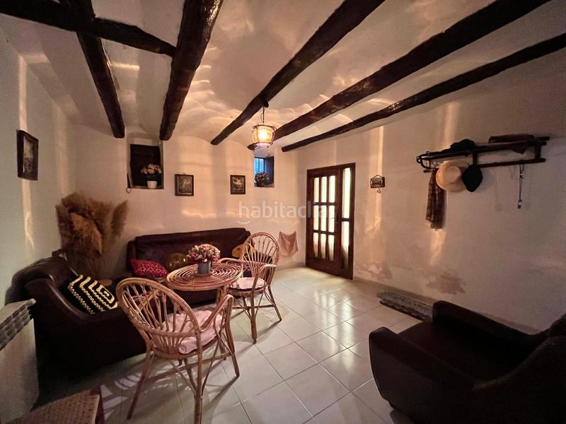 Foto 62f1bbf6-9cdb-4559-9292-c8a2d3642a90. Casa con camino parcheggio in Valderrobres