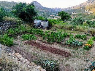 Finca rústica a Horta de Sant Joan. Finca rústica con caseta de aperos en horta de sant joan