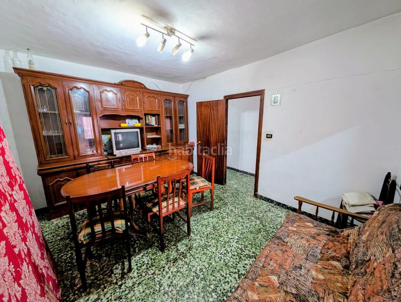 Foto 07f0d714-e1fd-4a37-9460-41097acac4ac. Casa con camino parcheggio in Ráfales