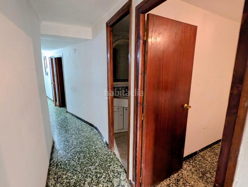 Foto 0aeb53b0-e759-4c33-996e-96ef24f87742. Casa con camino parcheggio in Ráfales