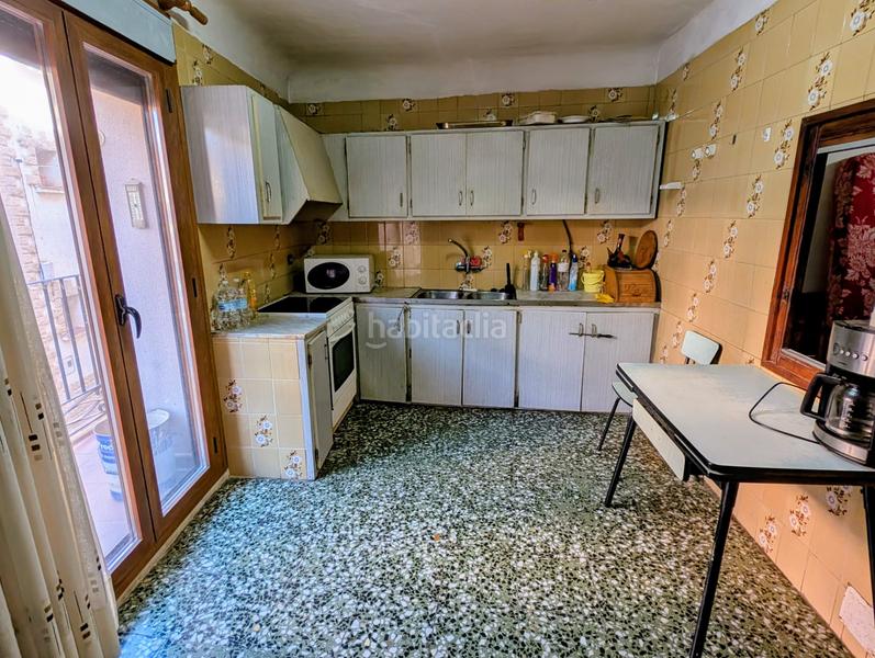 Foto 897250c9-cf89-4659-be2b-a5b28be3bc29. Casa con camino parcheggio in Ráfales