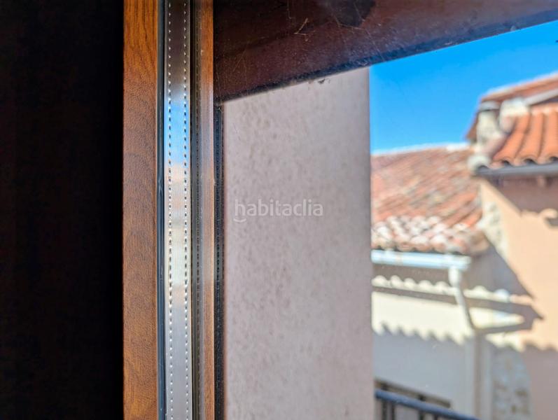 Foto 9050a7f0-319a-46f3-98ec-bec1ec1b7c2a. Casa con camino parcheggio in Ráfales