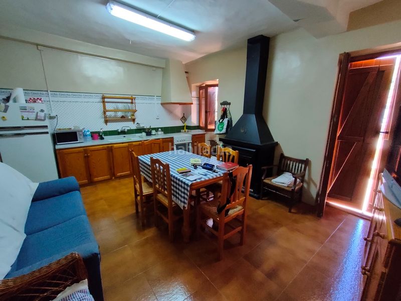 Foto fccc5d6c-ad75-46b0-a3f9-36742f5016c7. Casa a Valdeltormo