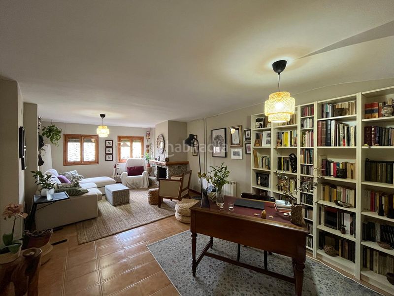Foto b9d0b3c9-cd74-41ed-a4ed-d722ad310369. Casa  en Valderrobres