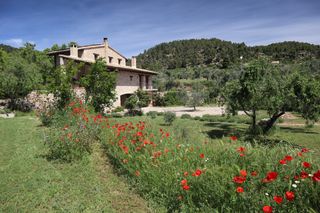 Fondo rustico in Fresneda (La). Finca rústica con chalet en la fresneda