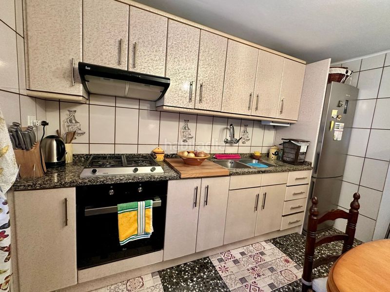 Foto 1601a6d9-cd90-496a-abbd-c63b70be6612. Casa amb xemeneia aparcament a Fresneda (La)