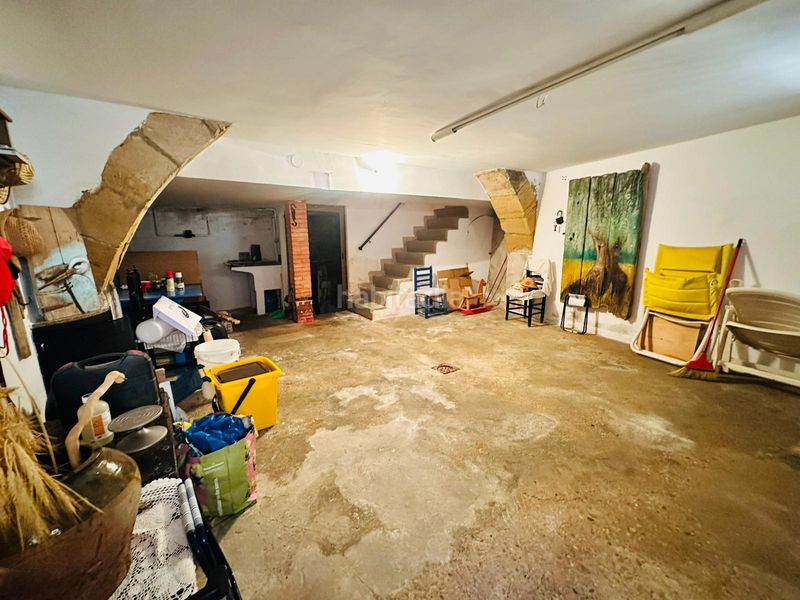 Foto 83e648e7-62ff-45c7-b10c-9f6b04afbe15. Casa amb xemeneia aparcament a Fresneda (La)