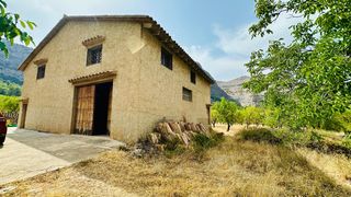 Rural plot in Horta de Sant Joan. Finca rústica con vivienda en horta de sant joan