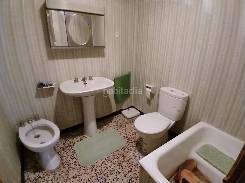 Foto 3c009cbd-c1b3-4352-aa79-6a50edbf8449. Casa amb xemeneia a Valdeltormo