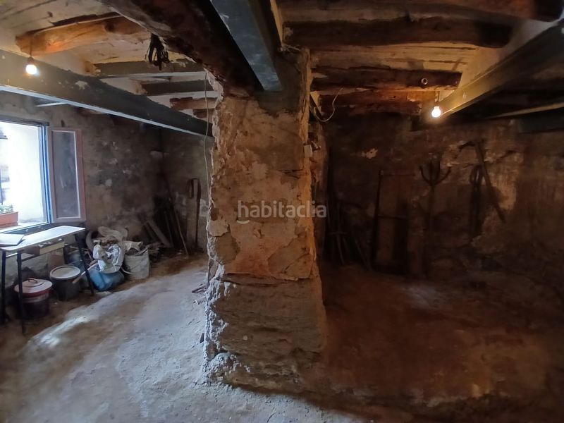 Foto 4dfb06ce-7564-4404-8001-f6b0cd762fee. Casa amb xemeneia a Valdeltormo