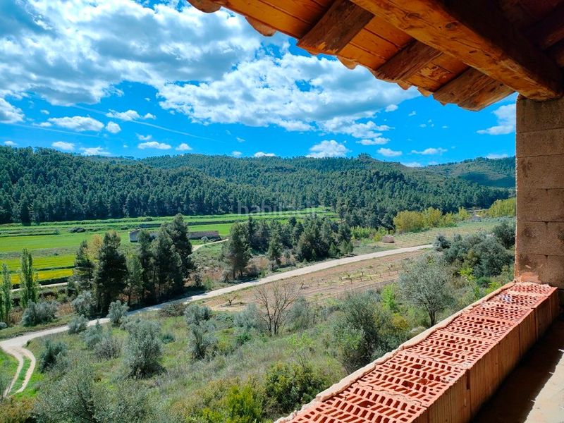 Foto d3814e49-4d97-46ba-9e06-9a2a9a8cb349. Country house in Portellada (La)