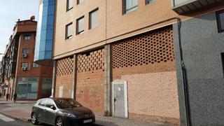 Miete Geschftsraum en Adelfas. Local parcialmente en bruto conde casal