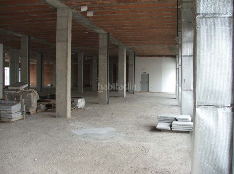 Foto 16b6fc1b-9bb3-4c9d-a1c0-675cb47f7de9. Affitto edificio in Cabanillas del Campo