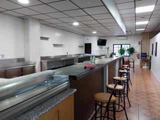 Lloguer Local Comercial en Villalbilla Pueblo. Restaurante en alquiler y venta zona industrial