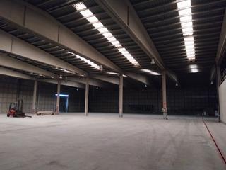 Nave industrial en La Estacin. Gran nave con todos los suministros