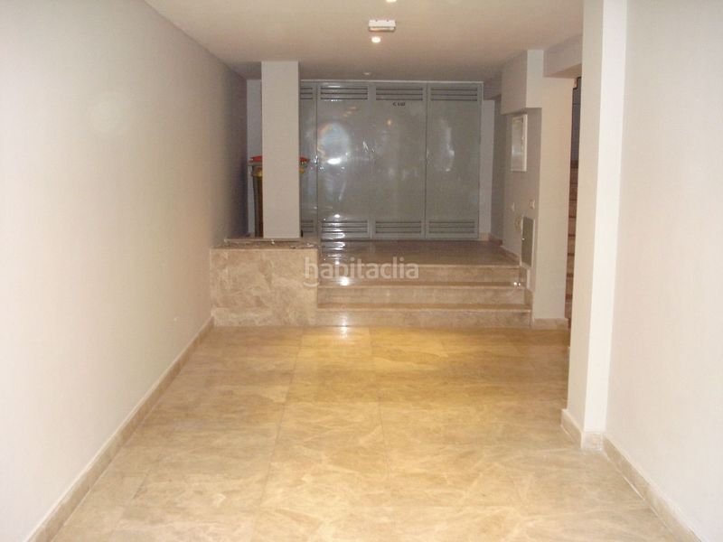 Foto 5ecb4113-883d-458b-a880-96281b0e9cc5. Miete büro mit heizung parking in Adelfas Madrid