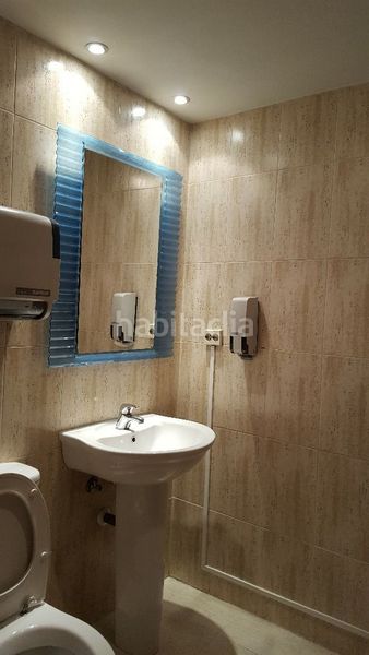 Foto f38b7351-0f40-4568-9391-0b2fa9c98eb2. Miete büro mit heizung parking in Adelfas Madrid