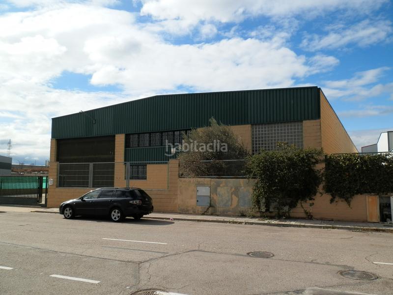 Foto ab350951-64f1-4b42-8f5f-8d14c8a6d7f0. Industrial building in calle zeus 13 in Meco pueblo Meco