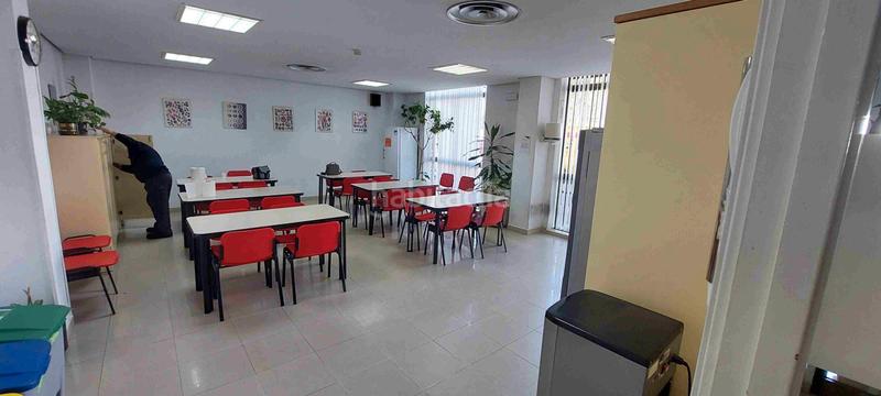 Foto a2adc80b-65e0-4310-ac69-d18d60d8c2f8. Location bâtiment à usage industriel dans calle límite 14 dans San Fernando de Henares