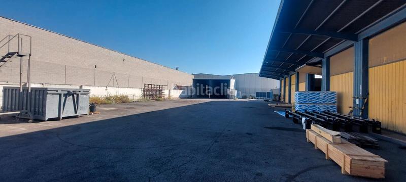 Foto b2a8832e-22d8-4de8-bc47-ef6d5226fb26. Location bâtiment à usage industriel dans calle límite 14 dans San Fernando de Henares
