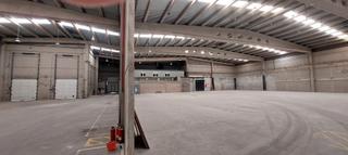 Location Bâtiment à usage industriel à Zarzaquemada. Excelente nave con campa en leganés, m50