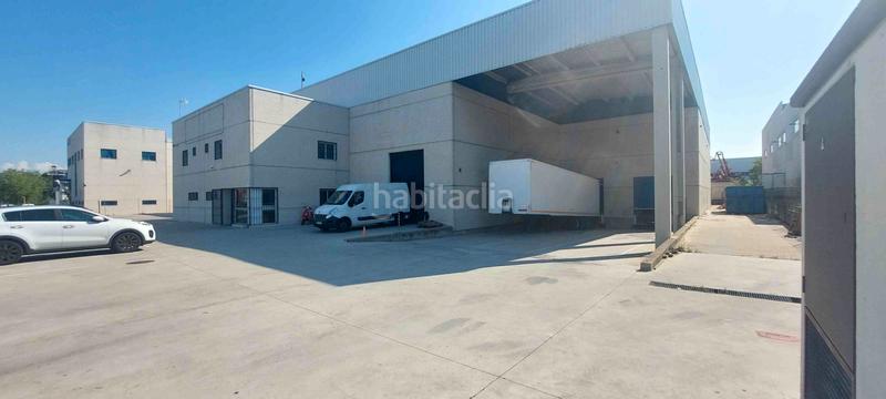 Foto bd38663e-bda0-40a4-bc5e-0f7811374991. Location bâtiment à usage industriel dans Las Dehesillas-Vereda de los Estudiantes Leganés