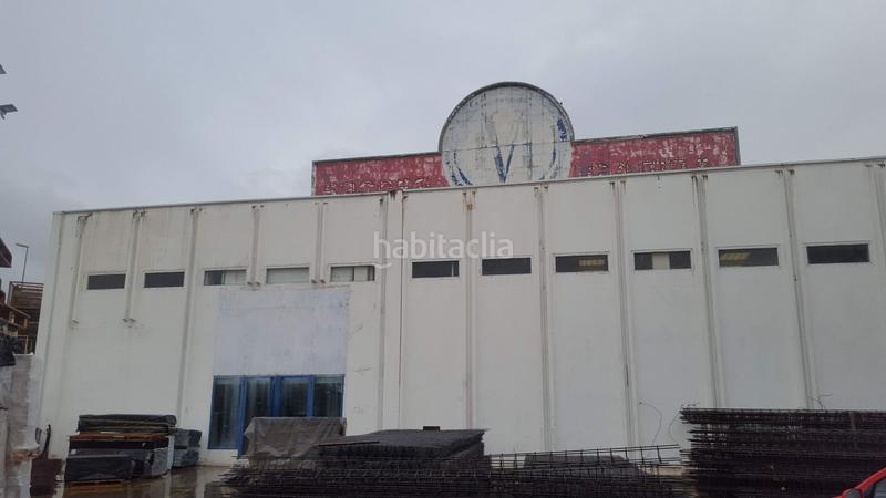 Foto 0d23d3a4-ef9e-4226-9f05-2a4e8cf78dc9. Bâtiment à usage industriel dans Reyes Católicos Alcalá de Henares
